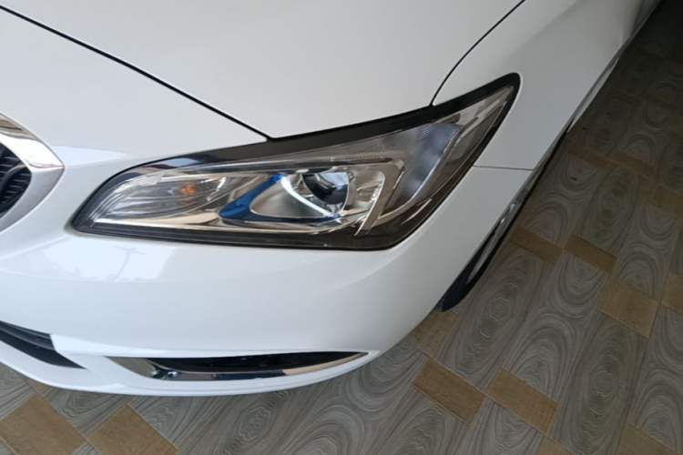 Used Buick Verano 2017 Sedan 15S Automatic Entry Model Left Front Headlight