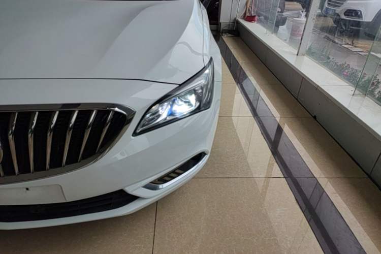 Used Buick Verano 2017 Sedan 15S Automatic Leading Model Left Front Headlight
