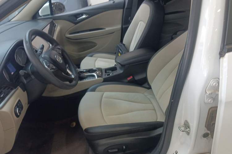 Used Buick Verano 2017 Sedan 15S Automatic Leading Model Left Front Seat