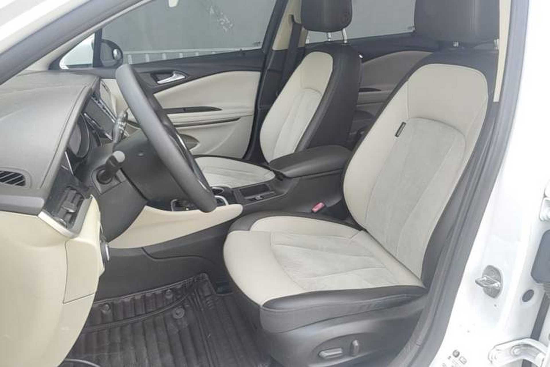 Used Buick Verano 2017 Sedan 15S Automatic Leading Model Left Front Seat