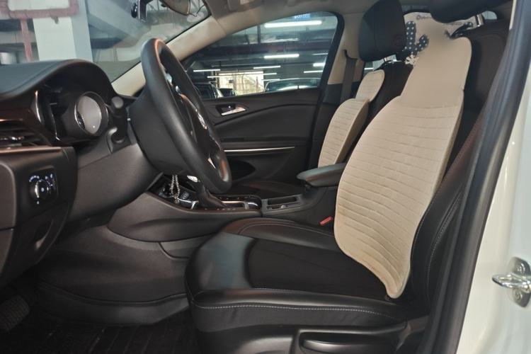 Used Buick Verano 2017 Sedan 20T Dual-Clutch Leading Model Left Front Seat