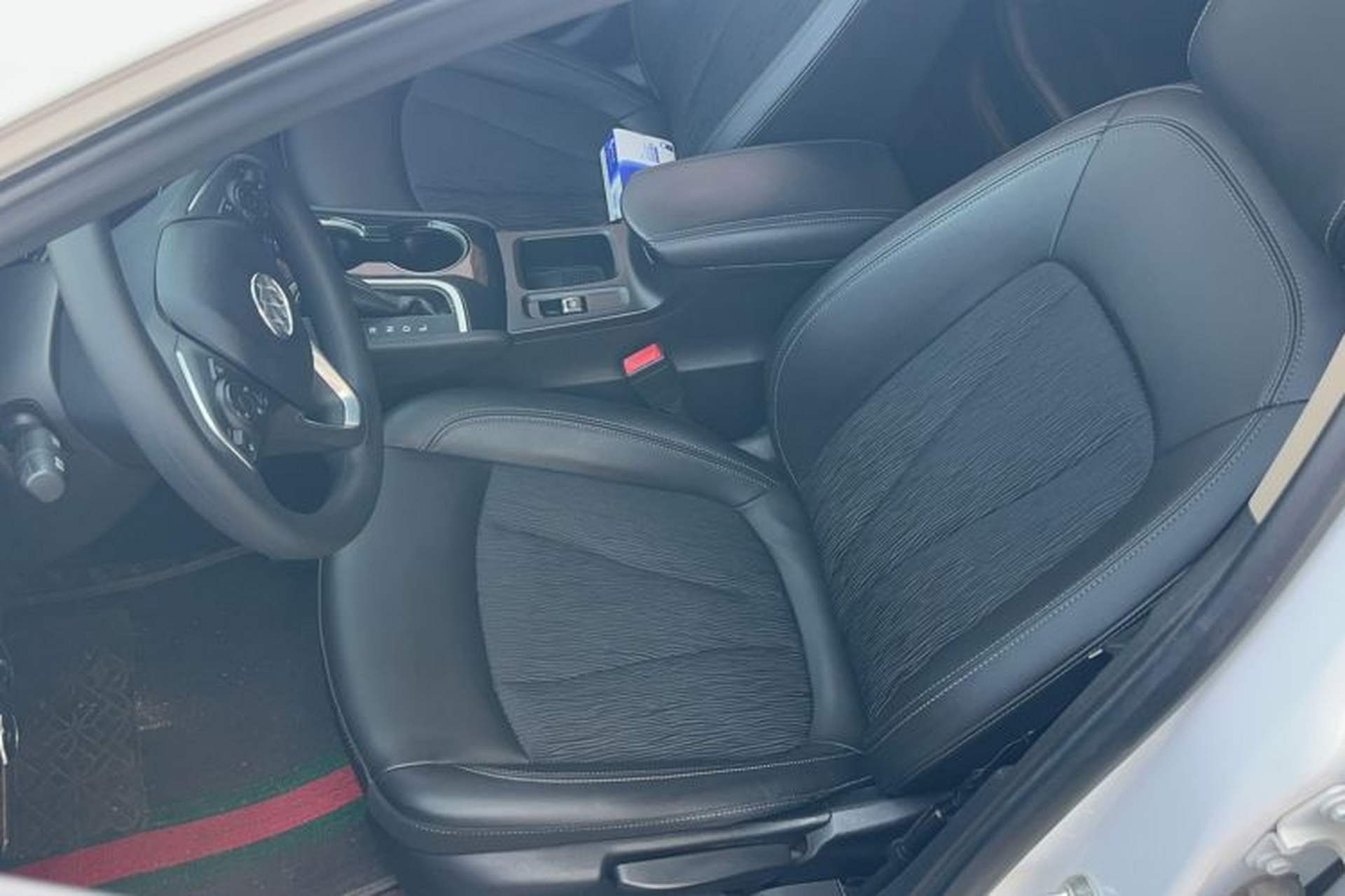 Used Buick Verano 2017 Sedan 20T Dual-Clutch Leading Model Left Front Seat