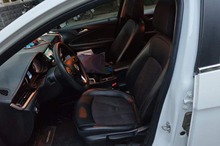 Used Buick Verano 2017 Sedan 20T Dual-Clutch Leading Model Left Front Seat