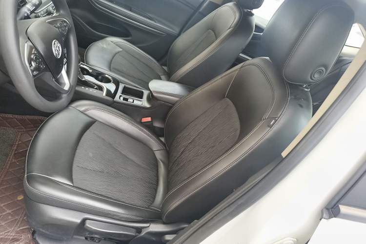 Used Buick Verano 2017 Sedan 20T Dual-Clutch Leading Model Left Front Seat