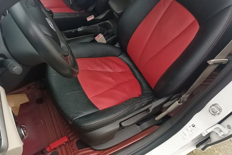 Used Buick Verano 2017 Sedan 15S Manual Entry-Level Model Left Front Seat