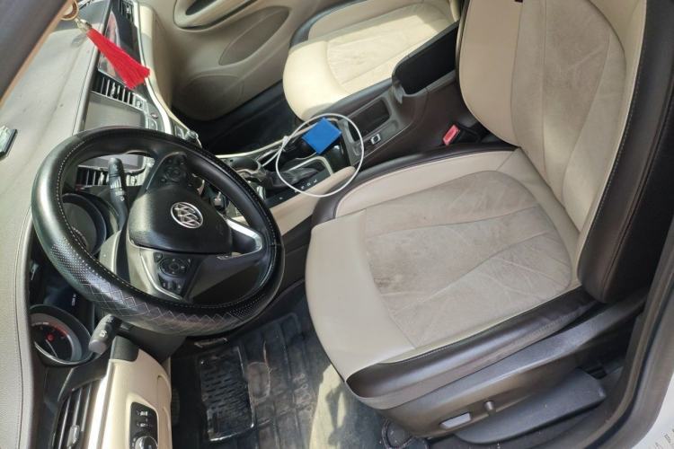 Used Buick Verano 2017 Sedan 15S Automatic Leading Model Left Front Seat