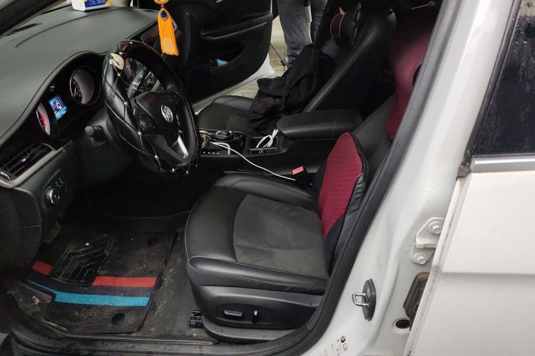 Used Buick Verano 2017 Sedan 20T Dual-Clutch Elite Model Left Front Seat