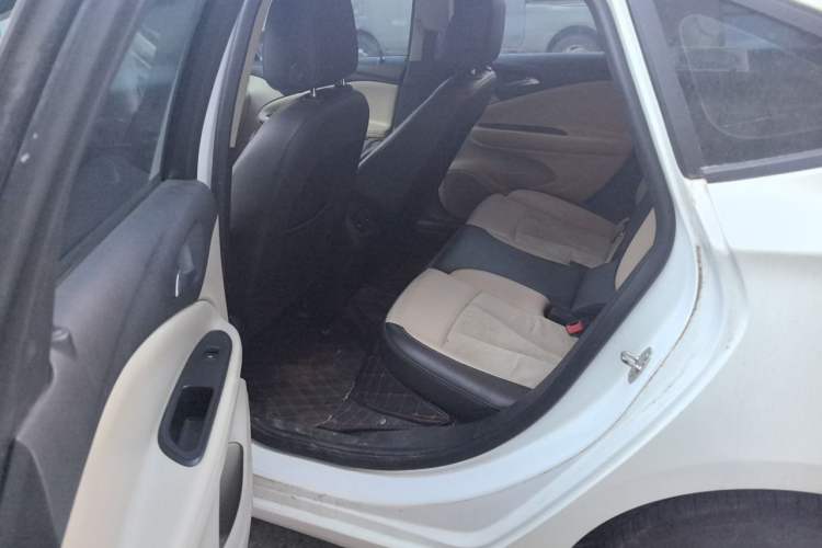 Used Buick Verano 2017 Sedan 15S Automatic Leading Model Left Rear Seat