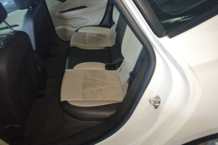 Used Buick Verano 2017 Sedan 15S Automatic Leading Model Left Rear Seat