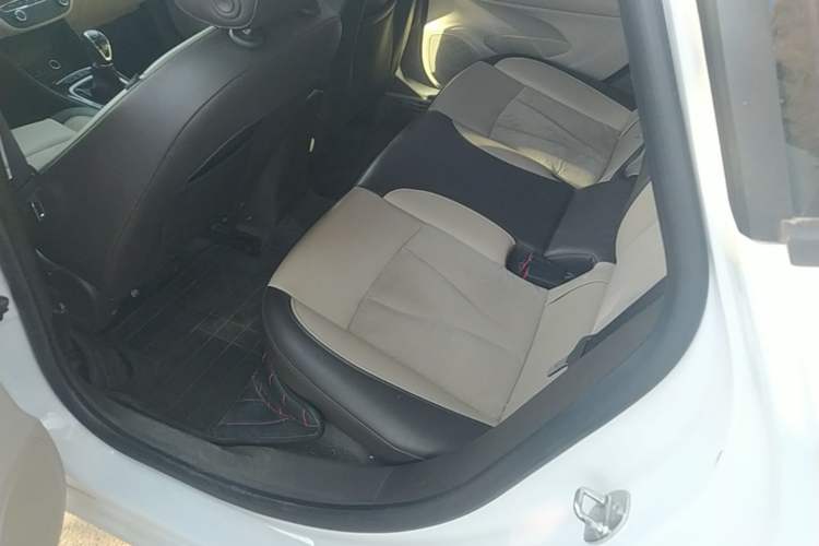 Used Buick Verano 2017 Sedan 15S Manual Leading Model Left Rear Seat