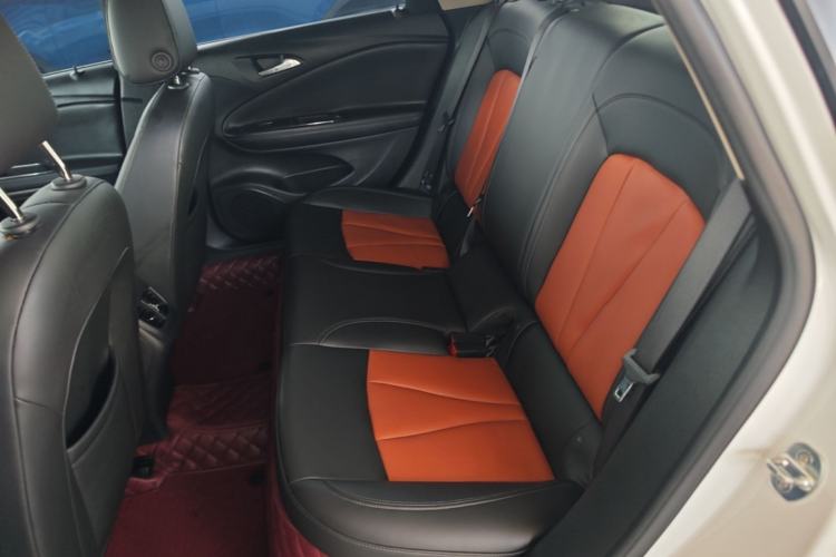Used Buick Verano 2017 Sedan 20T Dual-Clutch Leading Model Left Rear Seat