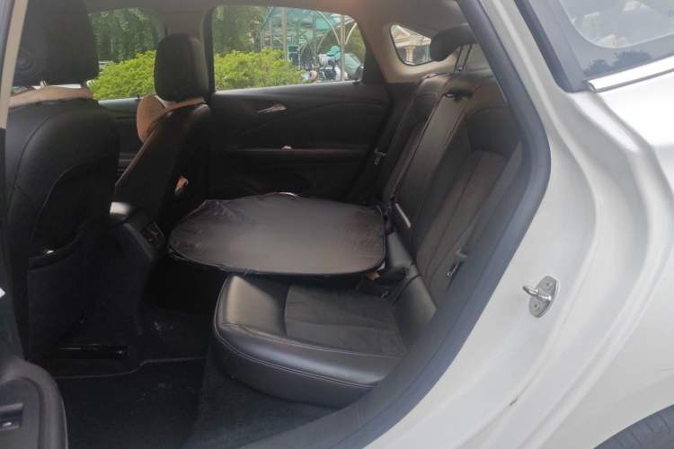 Used Buick Verano 2017 Sedan 20T Dual-Clutch Elite Model Left Rear Seat