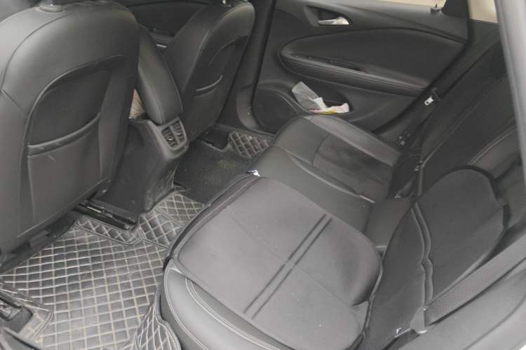 Used Buick Verano 2017 Sedan 20T Dual-Clutch Elite Model Left Rear Seat