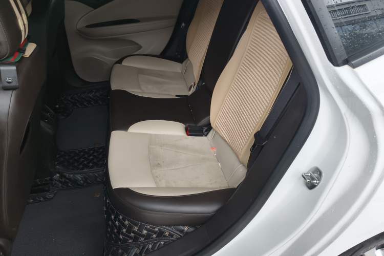 Used Buick Verano 2017 Sedan 15S Automatic Leading Model Left Rear Seat