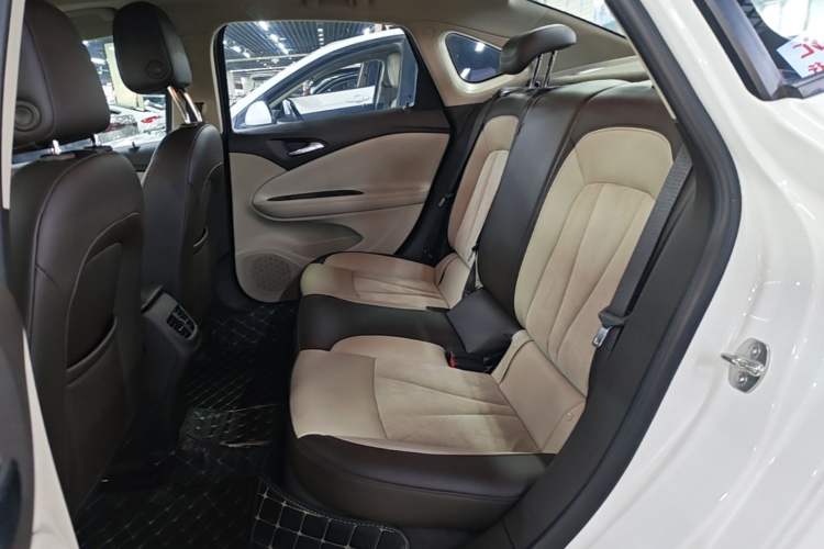 Used Buick Verano 2017 Sedan 15S Automatic Leading Model Left Rear Seat