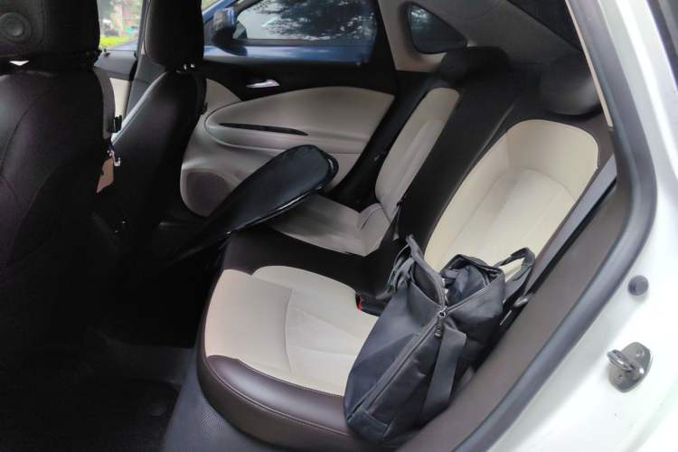 Used Buick Verano 2017 Sedan 15S Automatic Leading Model Left Rear Seat