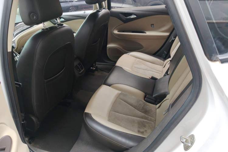 Used Buick Verano 2017 Sedan 15S Automatic Leading Model Left Rear Seat