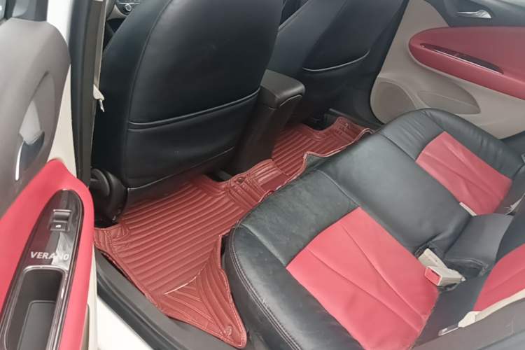 Used Buick Verano 2017 Sedan 15S Manual Entry-Level Model Left Rear Seat