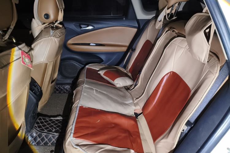 Used Buick Verano 2017 Sedan 20T Dual-Clutch Flagship Model Left Rear Seat