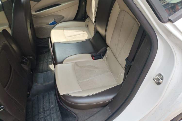 Used Buick Verano 2017 Sedan 15S Automatic Leading Model Left Rear Seat