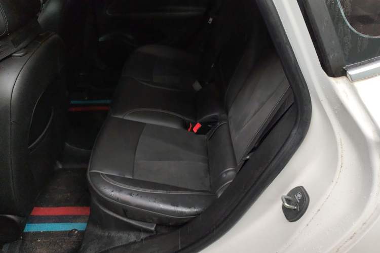 Used Buick Verano 2017 Sedan 20T Dual-Clutch Elite Model Left Rear Seat