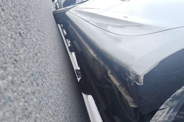 Used Buick Verano 2017 Sedan 15S Automatic Leading Model Left Side Sill