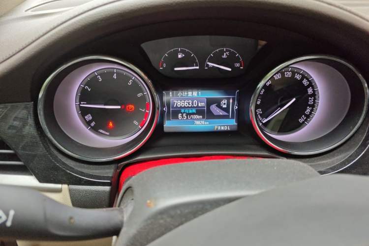 Used Buick Verano 2017 Sedan 15S Automatic Leading Model Odometer Close Up