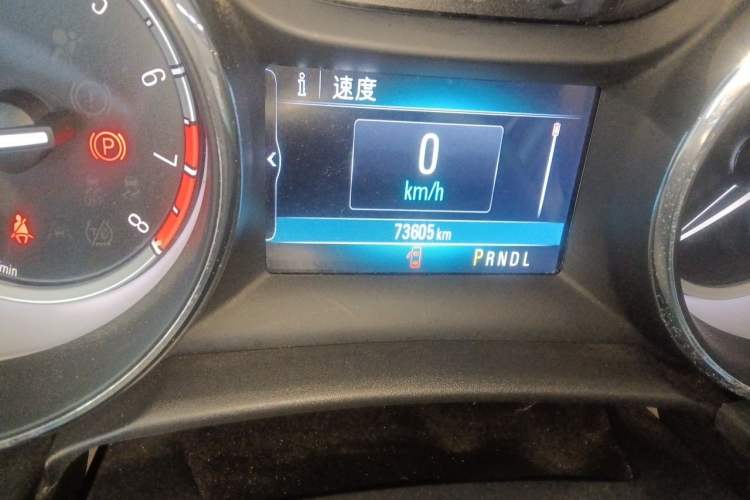 Used Buick Verano 2017 Sedan 15S Automatic Leading Model Odometer Close Up