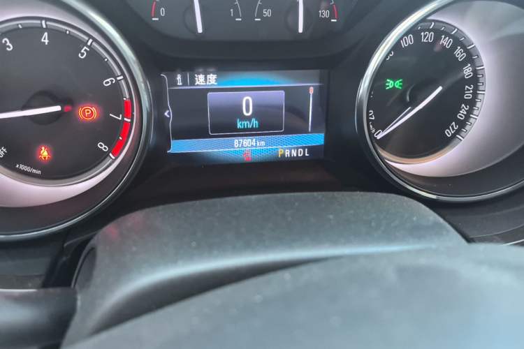 Used Buick Verano 2017 Sedan 15S Automatic Leading Model Odometer Close Up