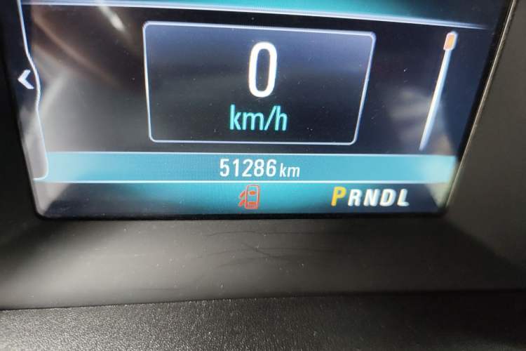 Used Buick Verano 2017 Sedan 15S Automatic Leading Model Odometer Close Up