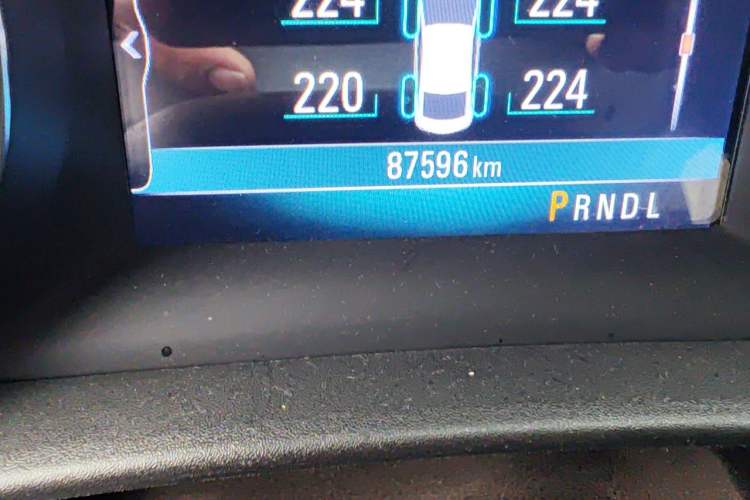 Used Buick Verano 2017 Sedan 15S Automatic Leading Model Odometer Close Up