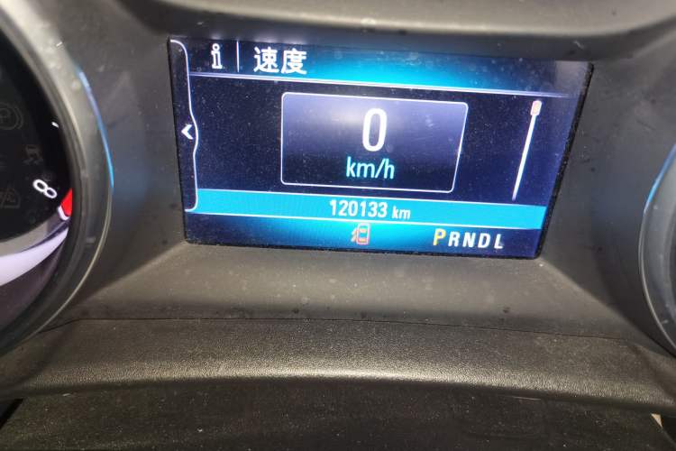 Used Buick Verano 2017 Sedan 15S Automatic Leading Model Odometer Close Up