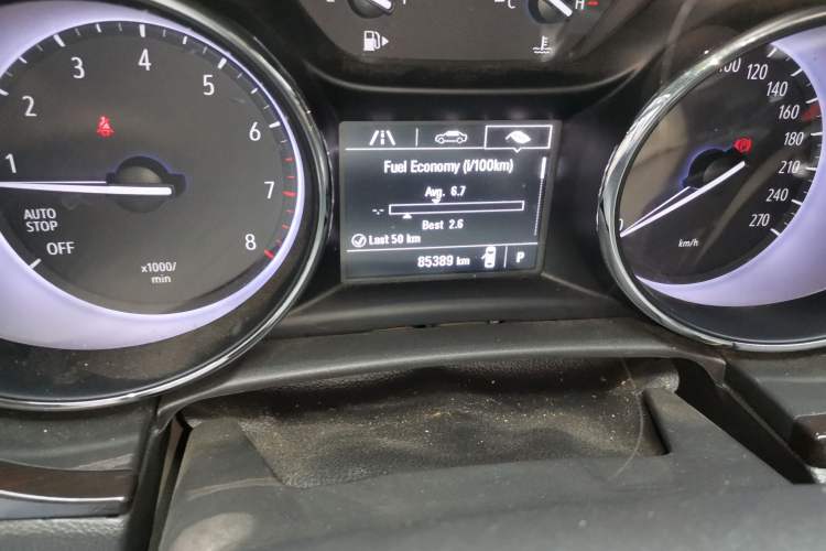 Used Buick Verano 2017 Sedan 15S Automatic Entry Model Odometer Close Up