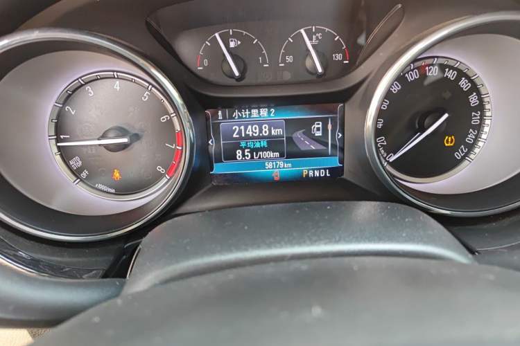 Used Buick Verano 2017 Sedan 15S Automatic Leading Model Odometer Close Up