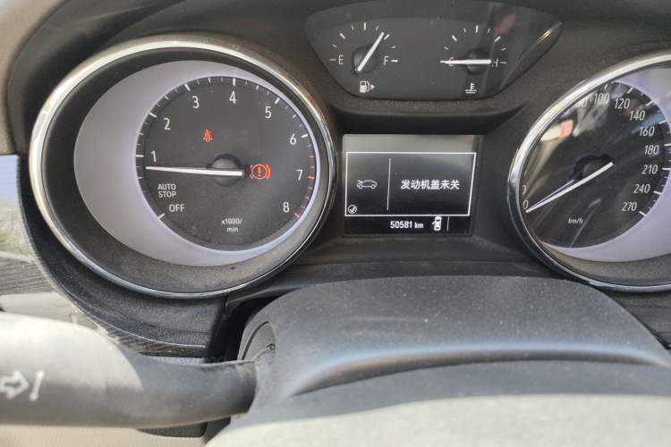 Used Buick Verano 2017 Sedan 15S Manual Entry-Level Model Odometer Close Up