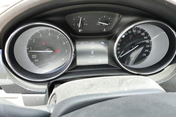 Used Buick Verano 2017 Sedan 15S Manual Entry-Level Model Odometer Close Up