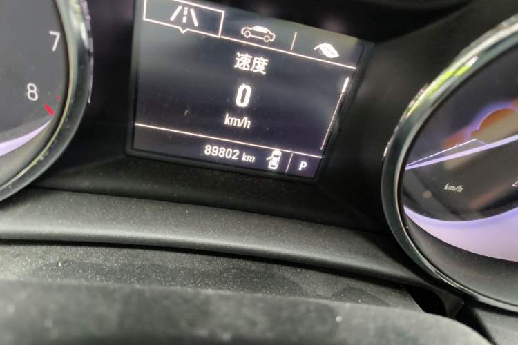 Used Buick Verano 2017 Sedan 15S Automatic Entry Model Odometer Close Up