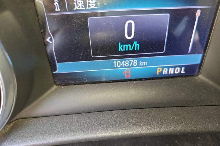 Used Buick Verano 2017 Sedan 15S Automatic Leading Model Odometer Close Up