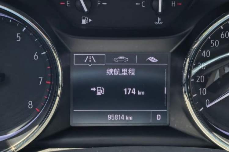 Used Buick Verano 2017 Sedan 15S Automatic Entry Model Odometer Close Up