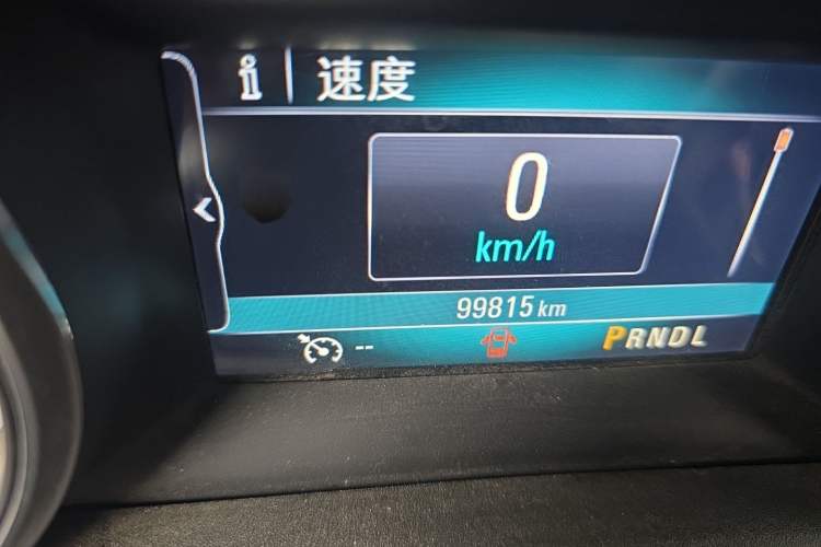 Used Buick Verano 2017 Sedan 15S Automatic Leading Model Odometer Close Up