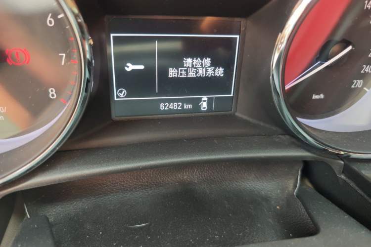 Used Buick Verano 2017 Sedan 15S Manual Entry-Level Model Odometer Close Up