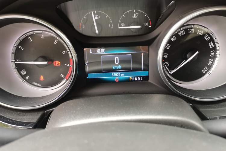 Used Buick Verano 2017 Sedan 15S Automatic Leading Model Odometer Close Up
