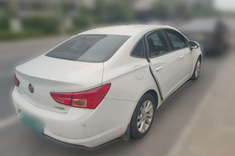 Used Buick Verano 2017 Sedan 15S Automatic Leading Model Rear Right 45 Deg
