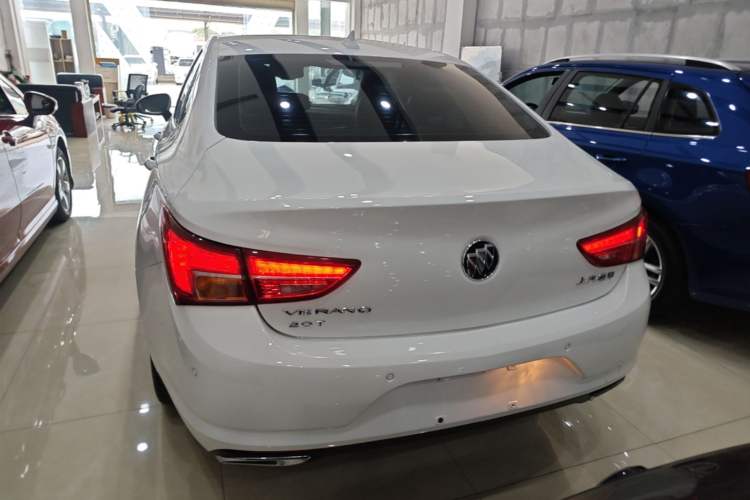 Used Buick Verano 2017 Sedan 20T Dual-Clutch Flagship Model Rear