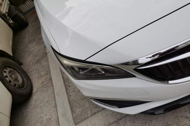 Used Buick Verano 2017 Sedan 15S Automatic Entry Model Right Front Headlight