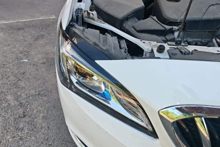 Used Buick Verano 2017 Sedan 15S Automatic Entry Model Right Front Headlight