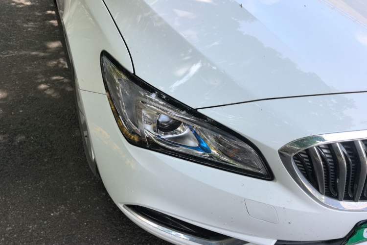 Used Buick Verano 2017 Sedan 15S Automatic Entry Model Right Front Headlight