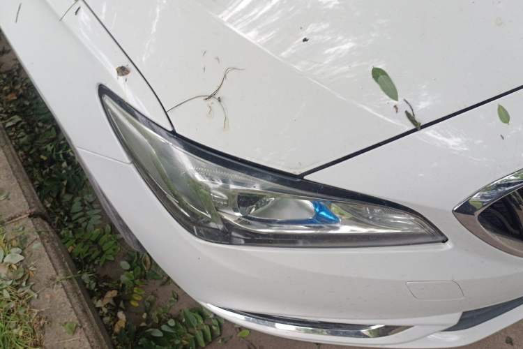 Used Buick Verano 2017 Sedan 15S Automatic Leading Model Right Front Headlight