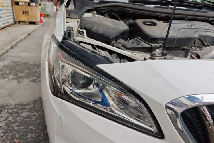 Used Buick Verano 2017 Sedan 15S Automatic Entry Model Right Front Headlight