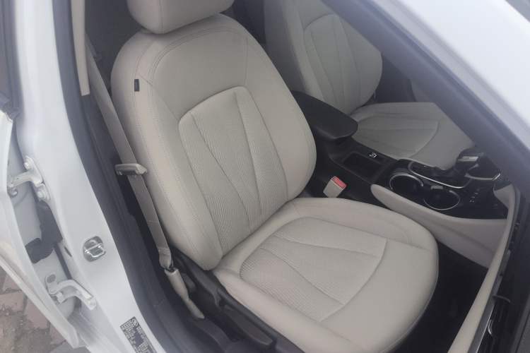 Used Buick Verano 2017 Sedan 15S Automatic Entry Model Right Front Seat